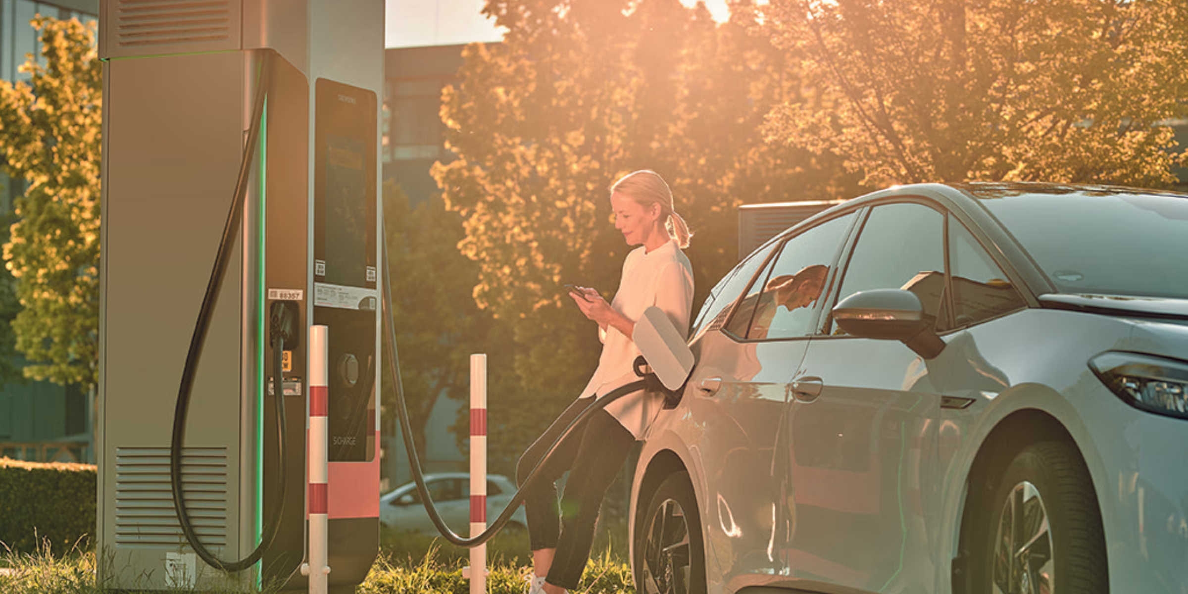 Bästa apparna och verktygen för att hitta laddstationer i Sverige